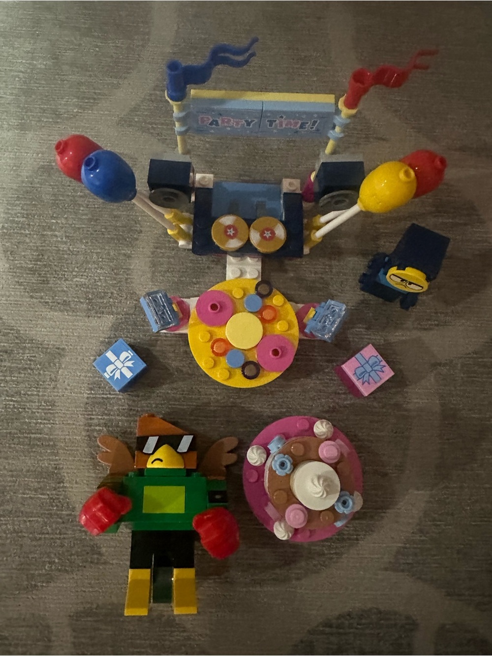 LEGO Unikitty! Party Time 41453 - Picture 3 of 9